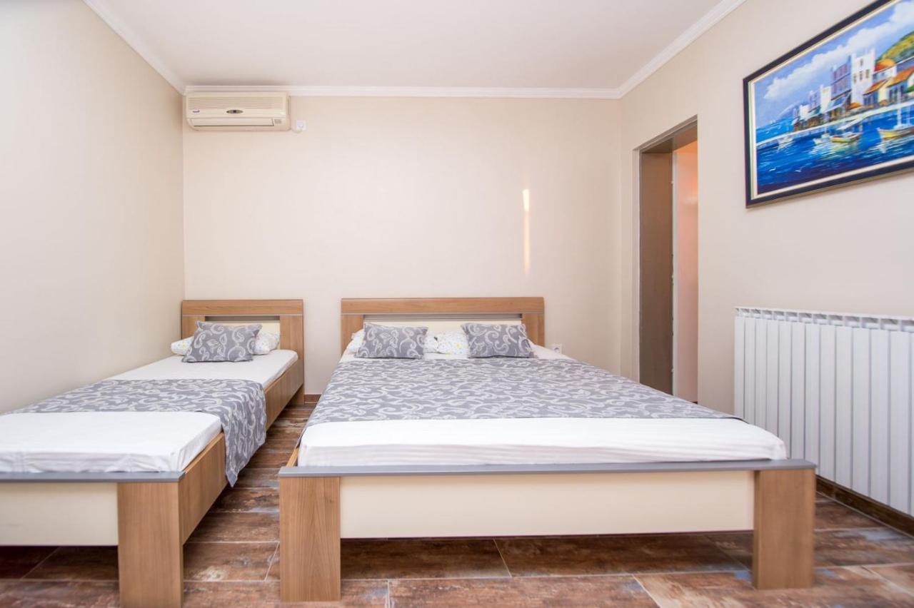 Acika Apartments Rafajlovići Exterior photo