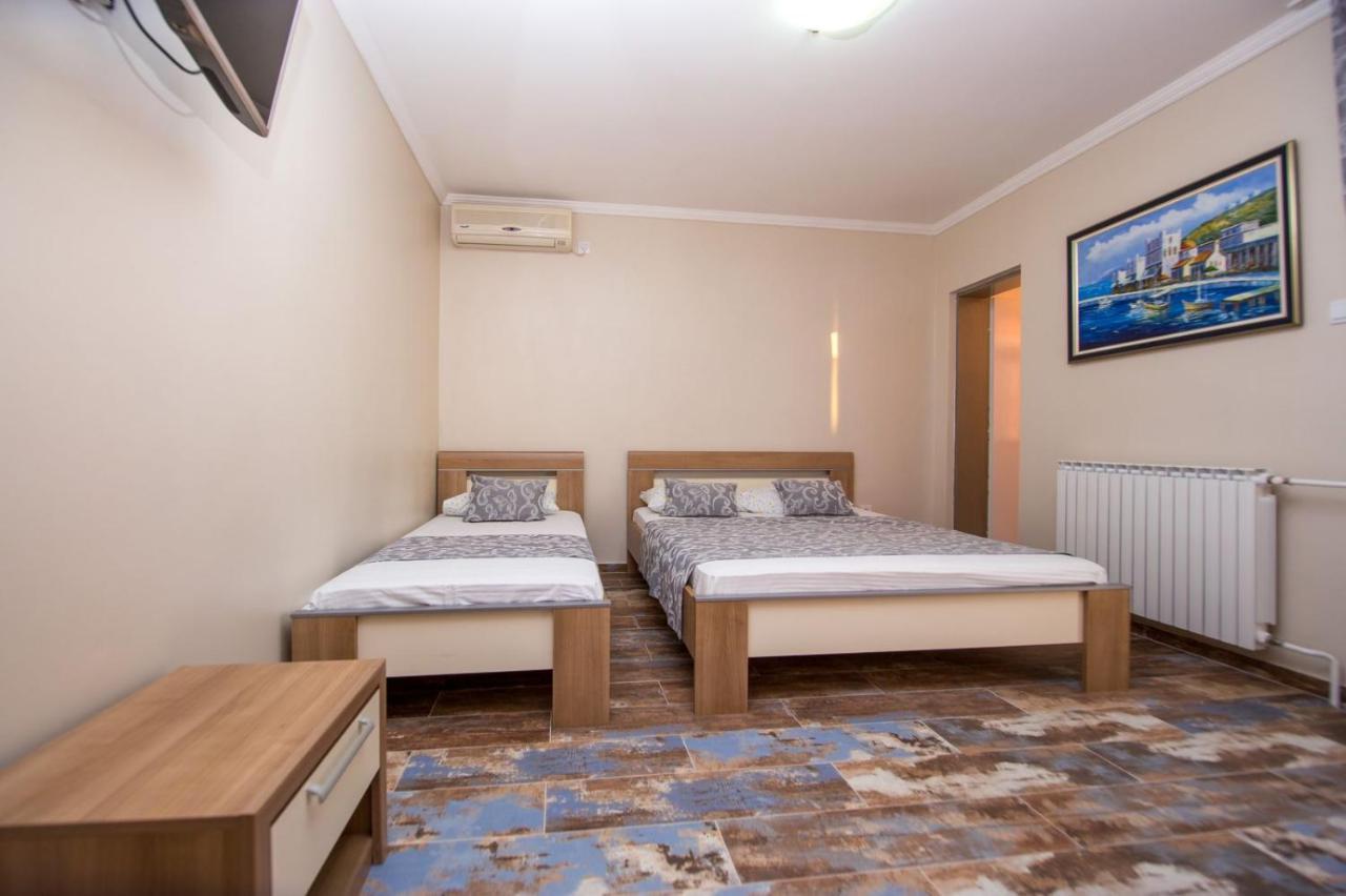 Acika Apartments Rafajlovići Exterior photo